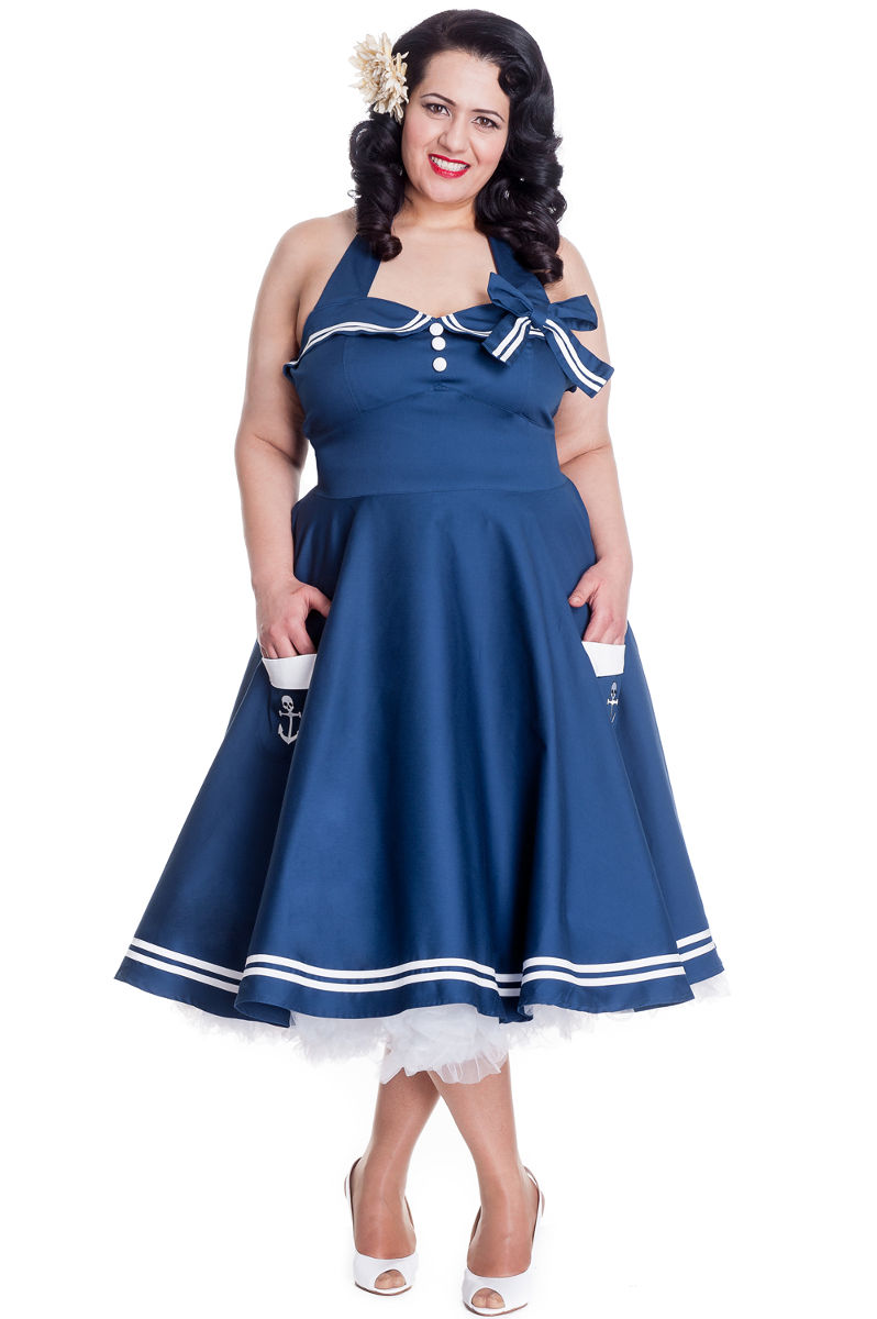 plus size cocktail dress with pockets